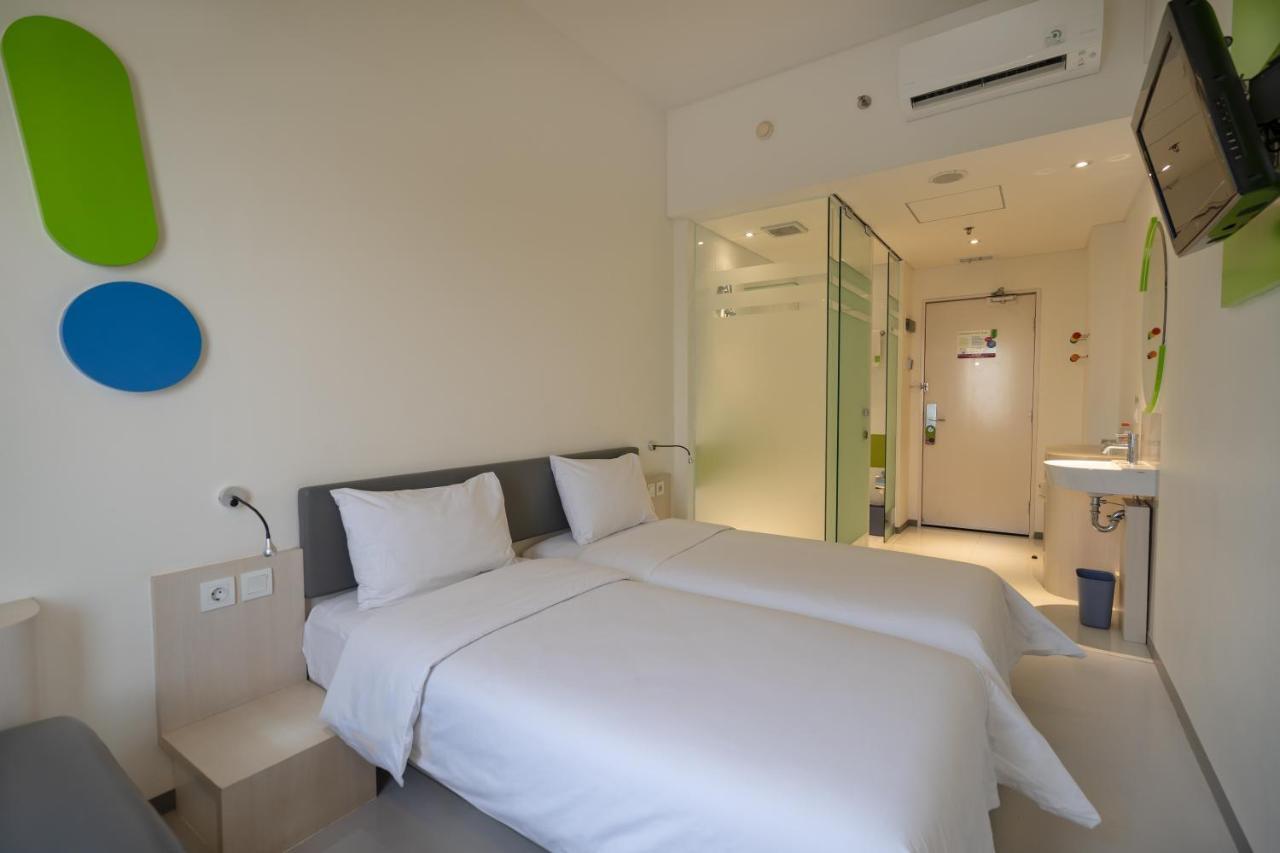 Pop! Hotel Festival Citylink Bandung Exterior photo